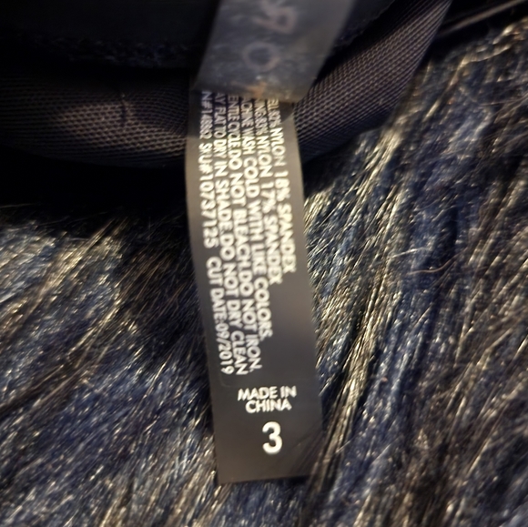 Swim suit - Picture 4 of 5